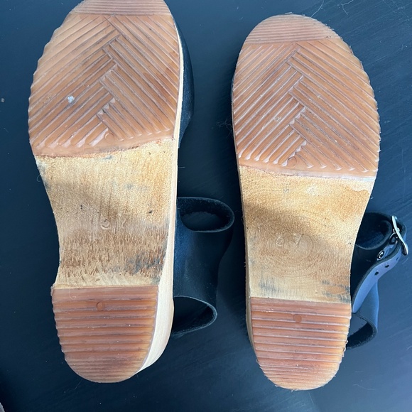 Clogs clogs clogs - Picture 4 of 5